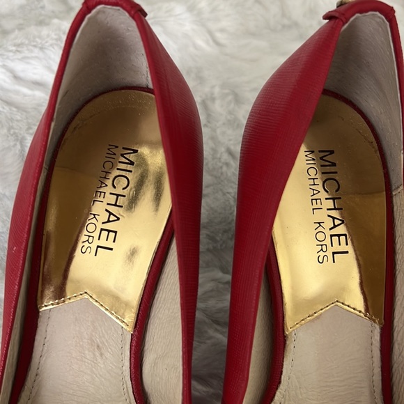 Red leather Michael Kors pumps - Picture 10 of 14